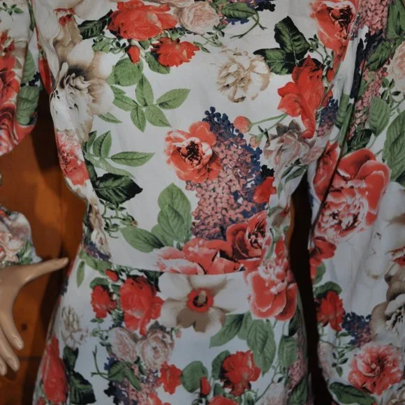 Women's Maxi swing Dress with long sleeves and pockets Floral Print - Picture 4 of 6